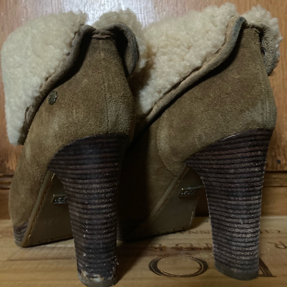 Ugg Shearling Lined Winter Boots - image 5